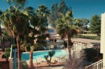 Flamingo Hotel 3*