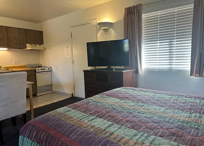 Flamingo Hotel 3*