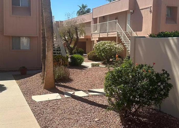 Flamingo Hotel 3*